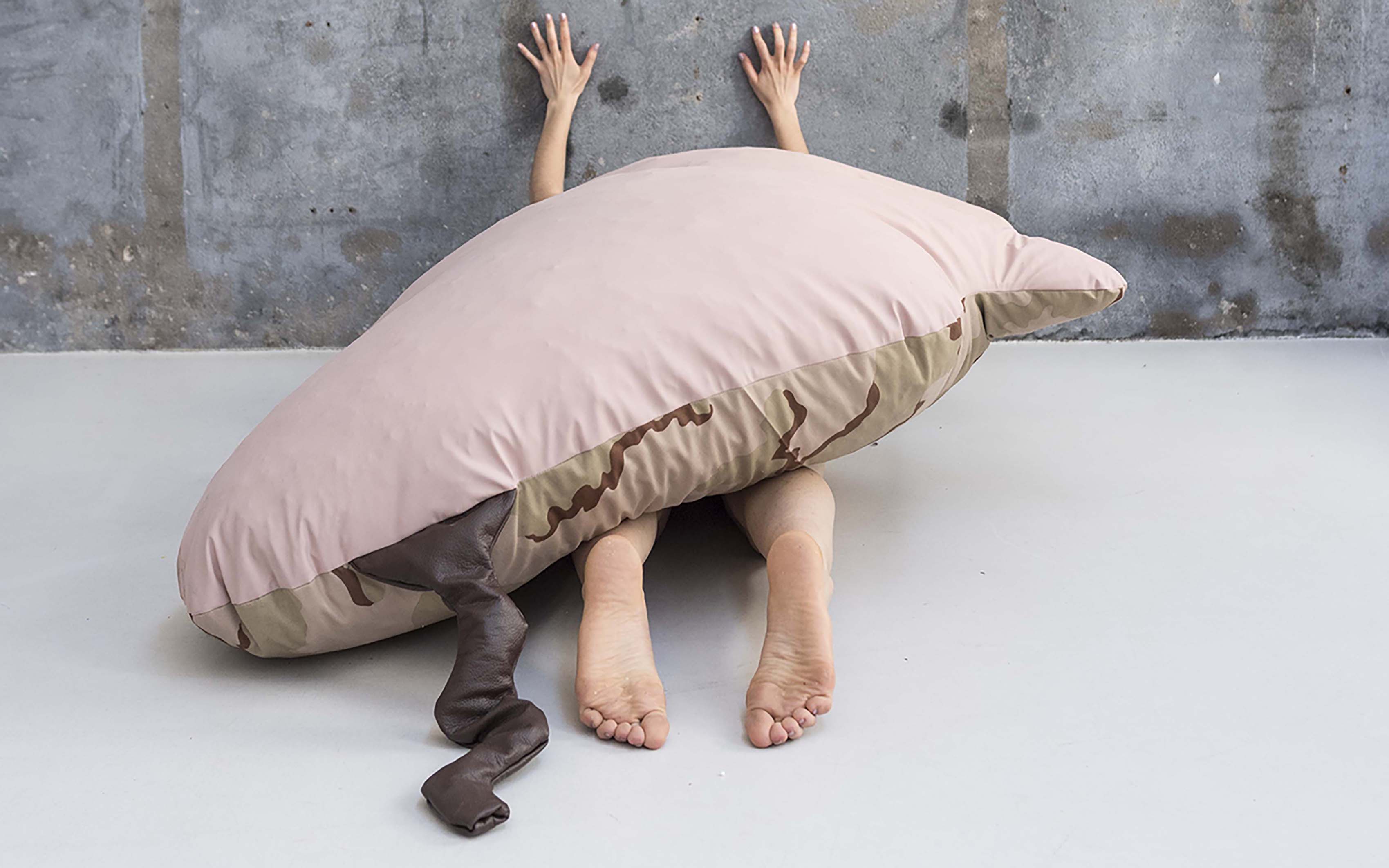 zsofia kollar, human material loop