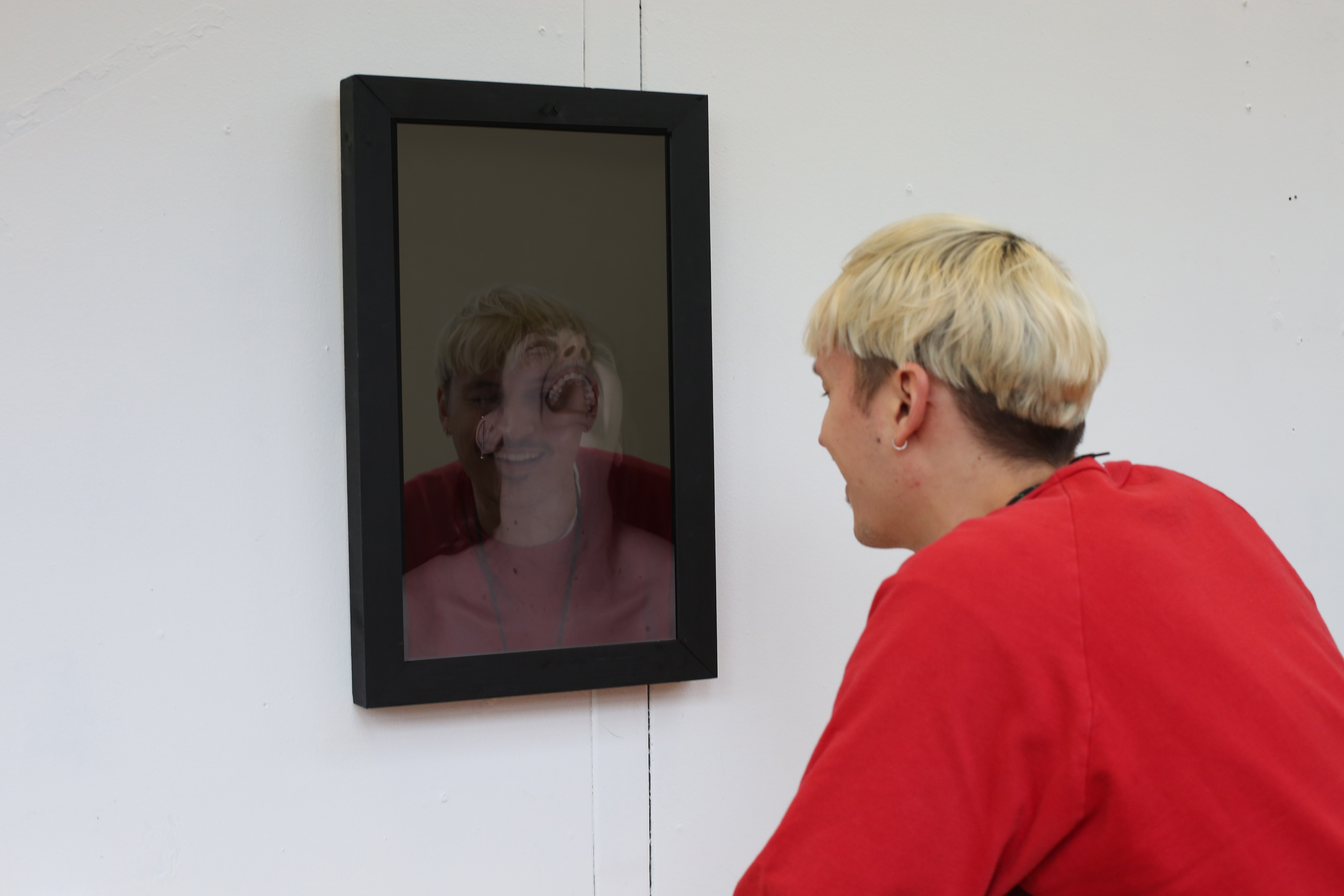 zsofia kollar, human material loop