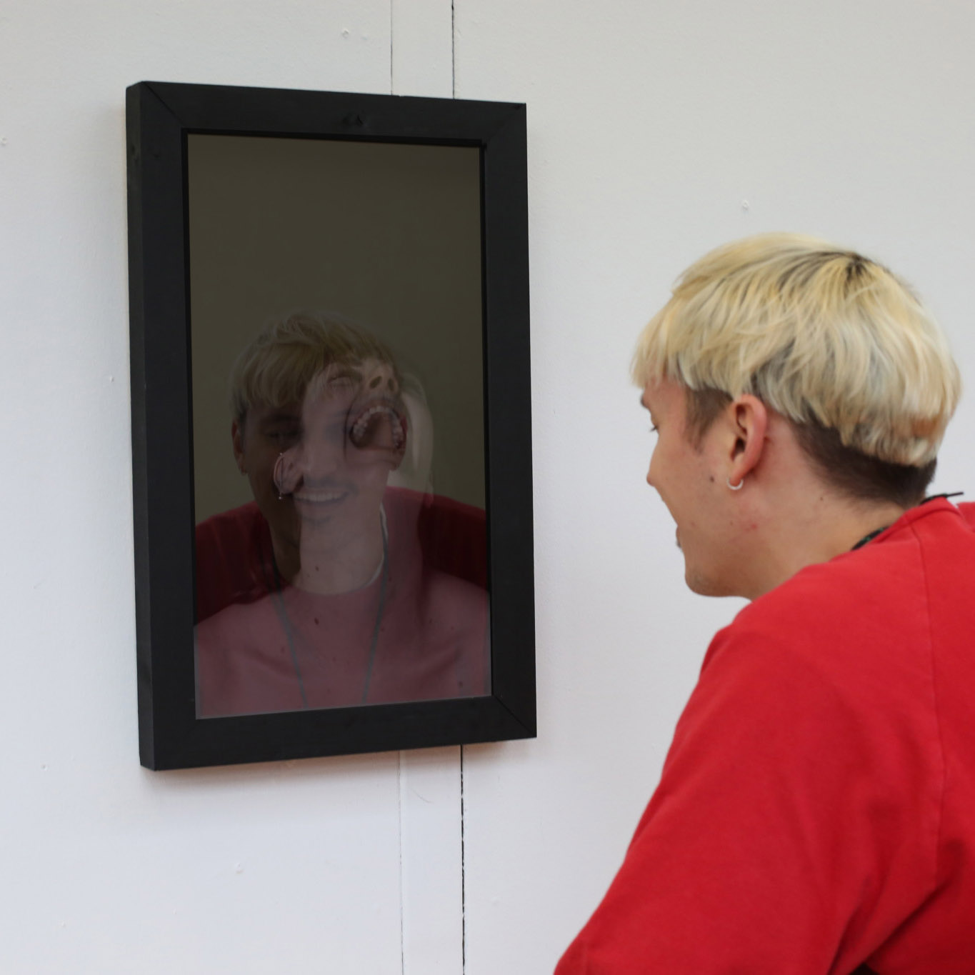 zsofia kollar, human material loop