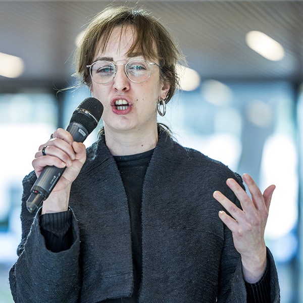 zsofia kollar, human material loop